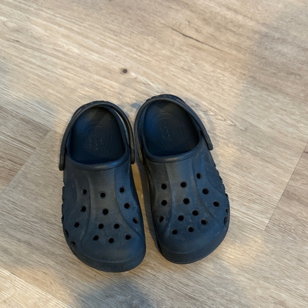 Crocs - Picture 1 of 4